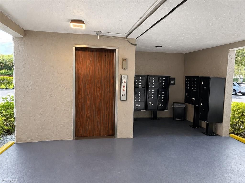 5515 Rattlesnake Hamm Rd , Unit 302, Naples, FL 34113 Photo