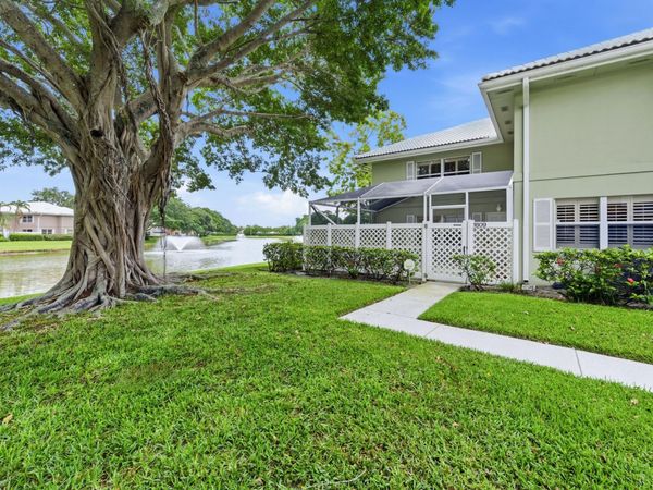 1809 Middleton Way, West Palm Beach, FL 33409