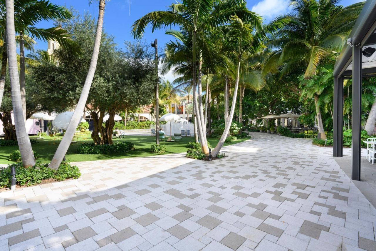 1809 Middleton Way, West Palm Beach, FL 33409 Photo