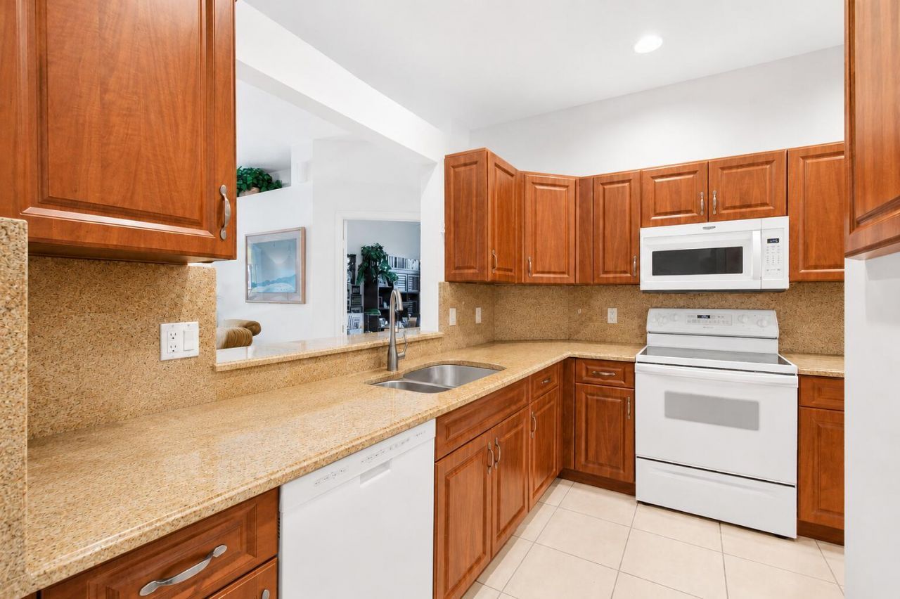 10773 Royal Caribbean Circle, Boynton Beach, FL 33437 Photo