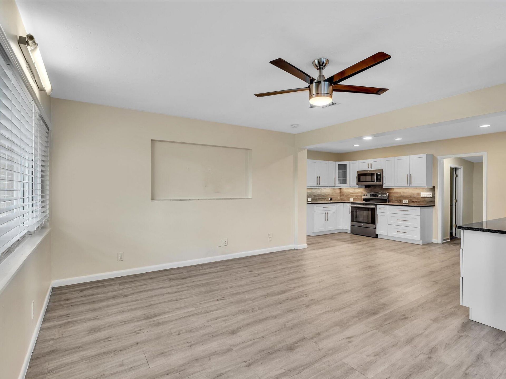 607 W Perry Street, Lantana, FL 33462 Photo