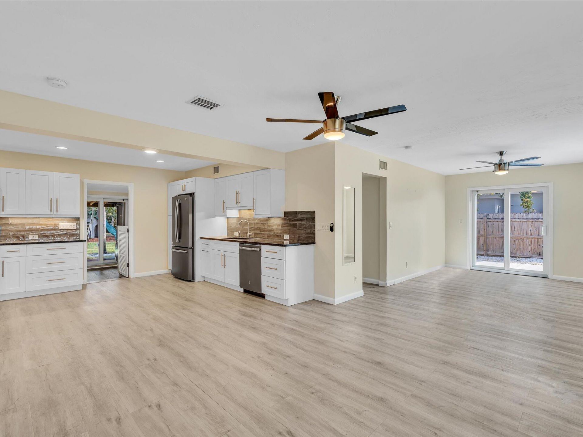 607 W Perry Street, Lantana, FL 33462 Photo