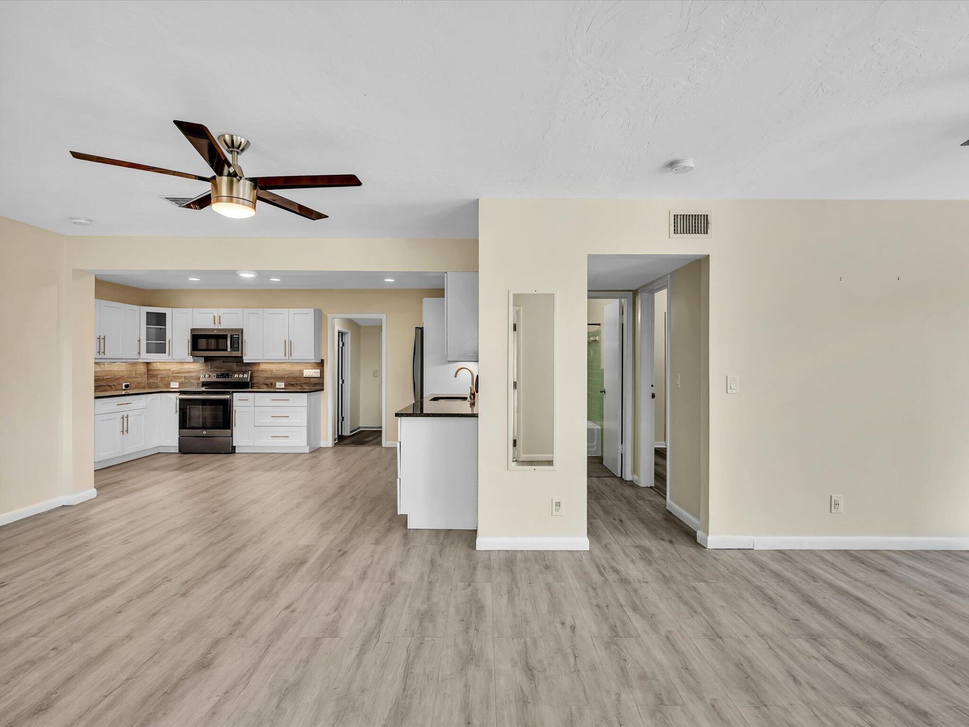 607 W Perry Street, Lantana, FL 33462 Photo