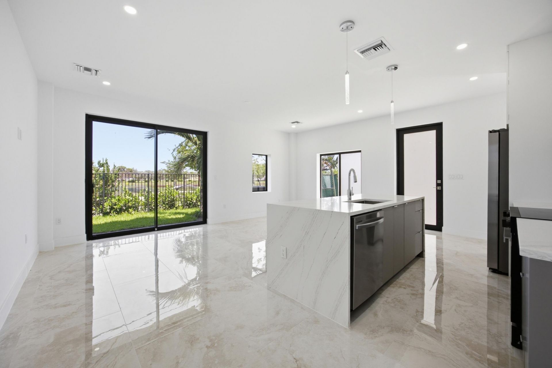 1542 NW 1st Avenue, Pompano Beach, FL 33060 Photo