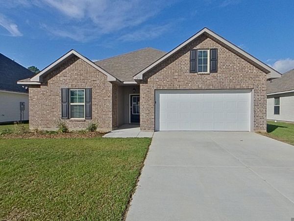 123 Salvat Dr, Lafayette, LA 70507