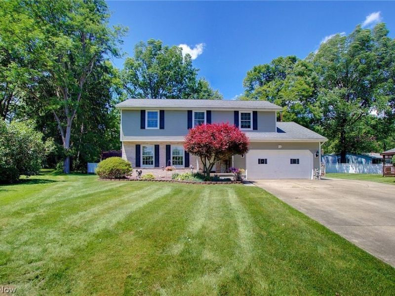 1495 Fredrickburg Drive, Youngstown, OH 44412 Photo 1