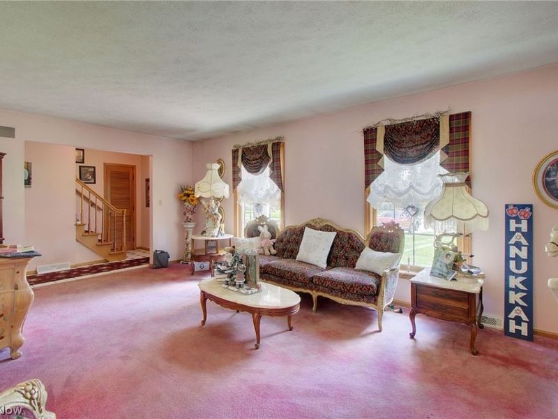 1495 Fredrickburg Drive, Youngstown, OH 44412 Photo 14
