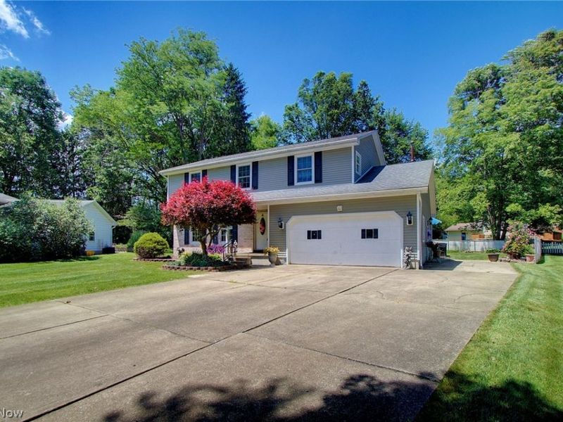 1495 Fredrickburg Drive, Youngstown, OH 44412 Photo 22