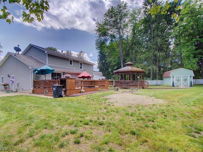 1495 Fredrickburg Drive, Youngstown, OH 44412 Photo 26