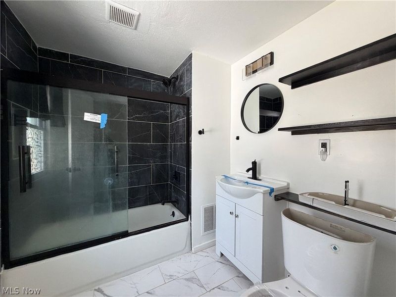 951 Roanoke Road , Cleveland Heights, OH 44121 Photo 13