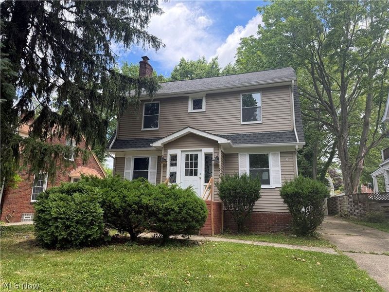 951 Roanoke Road , Cleveland Heights, OH 44121 Photo 2