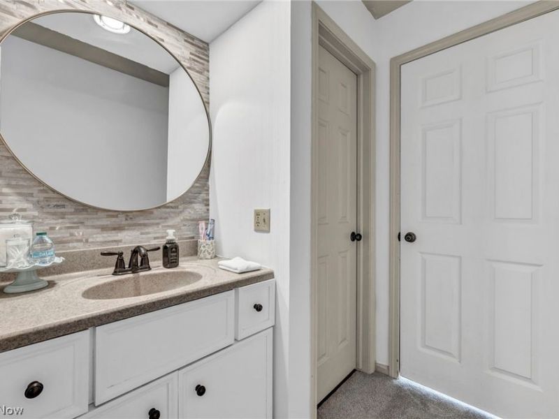 3931 Hilltop Drive , Huron, OH 44839 Photo 9