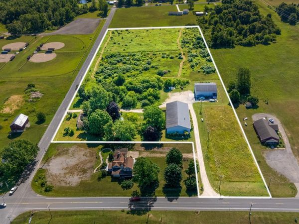 6296 Mountain Road, Coloma, MI 49038