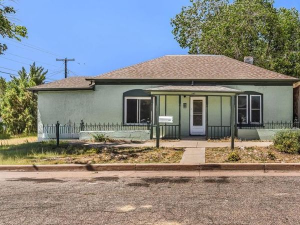 217 4th St, Canon City, CO 81212