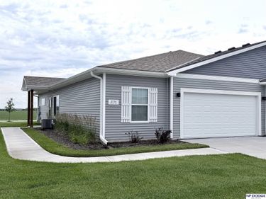 2114 Aaron Way, Fremont, NE 68025