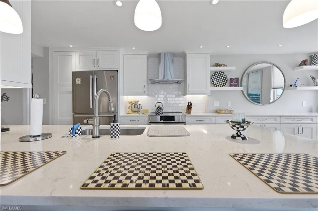 10420 Gulf Shore Dr, Unit 161, Naples, FL 34108 Photo