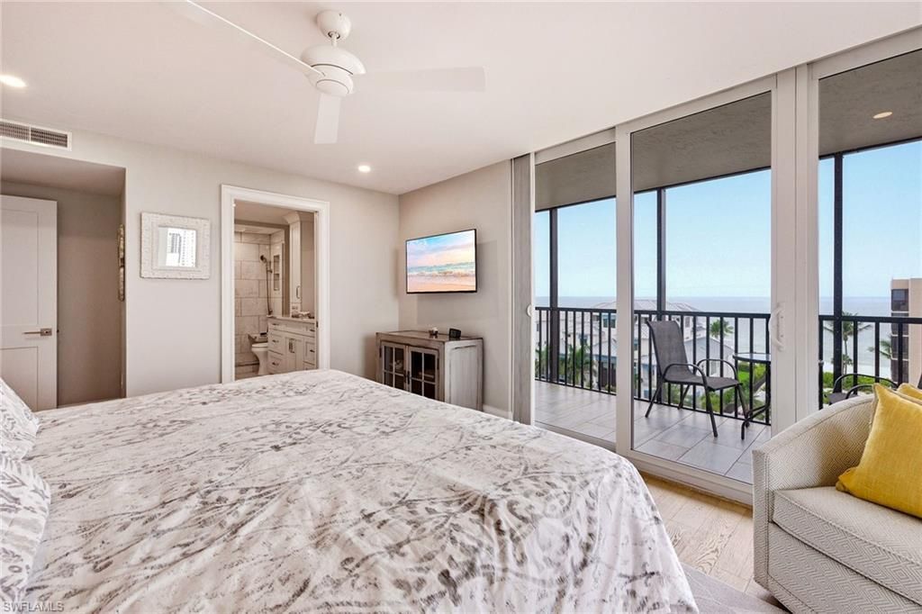 10420 Gulf Shore Dr, Unit 161, Naples, FL 34108 Photo