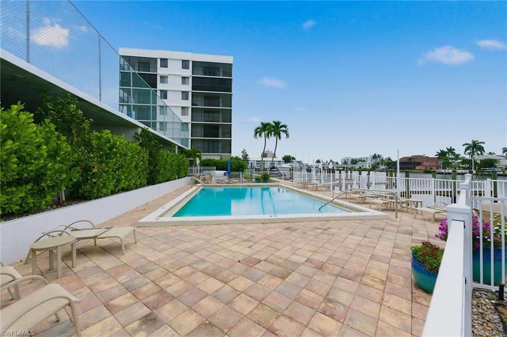 10420 Gulf Shore Dr, Unit 161, Naples, FL 34108 Photo