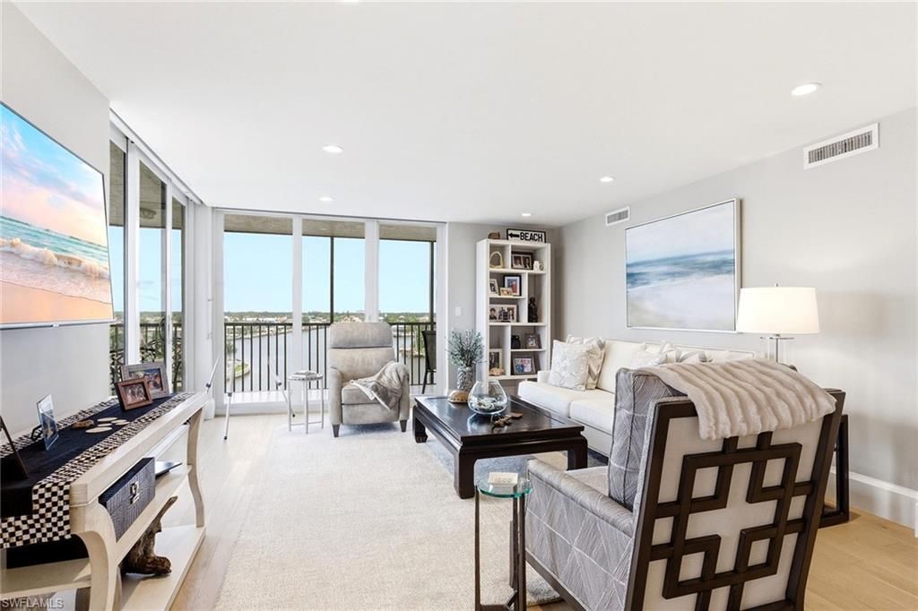 10420 Gulf Shore Dr, Unit 161, Naples, FL 34108 Photo