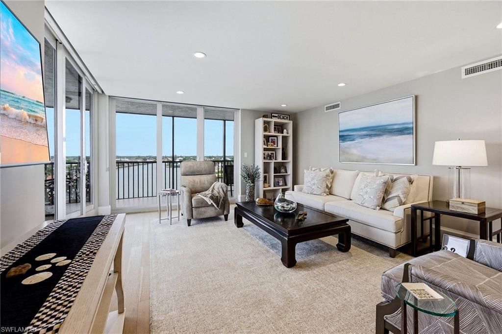 10420 Gulf Shore Dr, Unit 161, Naples, FL 34108 Photo