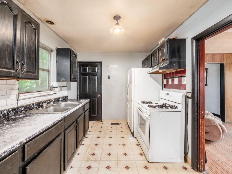 324 Wrexham Avenue, Columbus, OH 43223 Photo 11