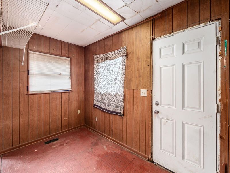 324 Wrexham Avenue, Columbus, OH 43223 Photo 14