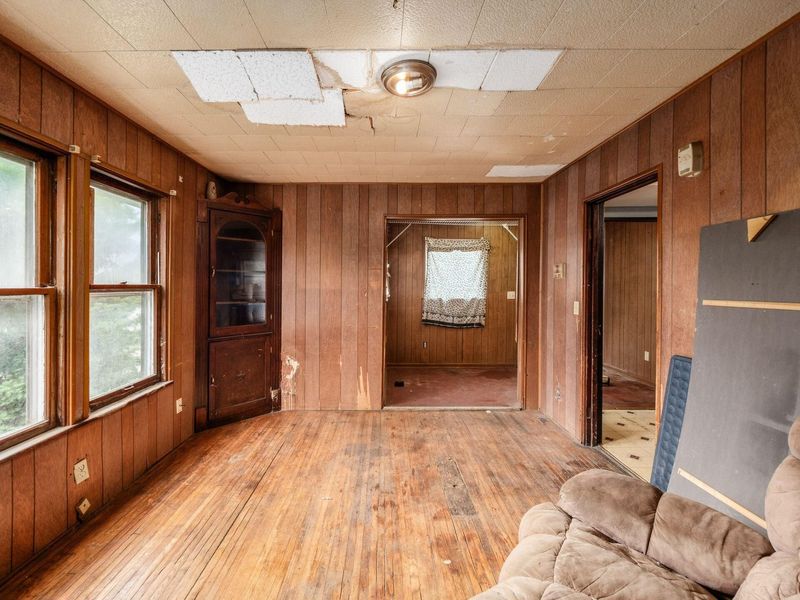 324 Wrexham Avenue, Columbus, OH 43223 Photo 9