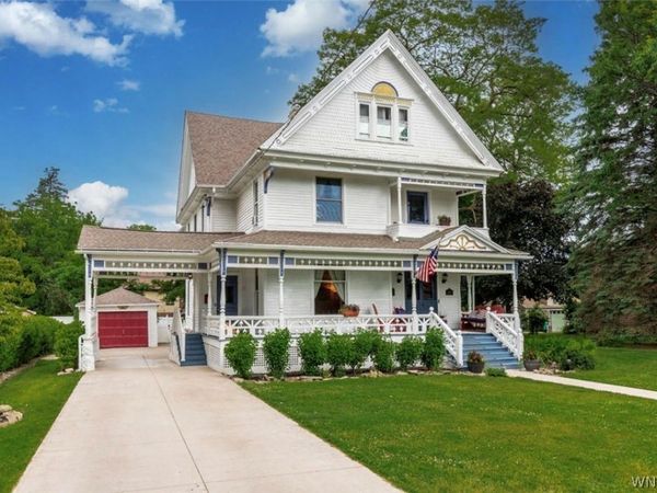 4808 Lewiston Road , Niagara Falls, NY 14305