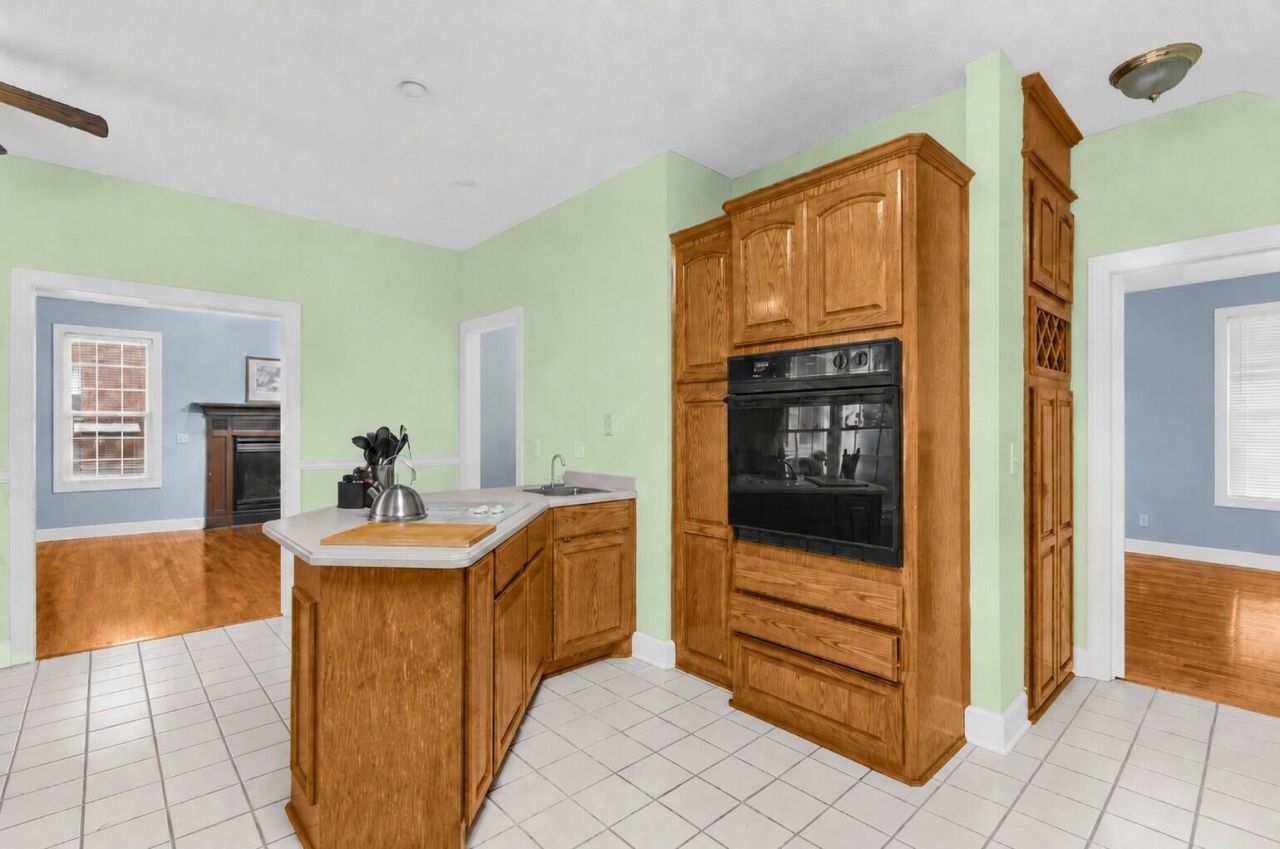 114 Ashley Hill Drive Photo 12