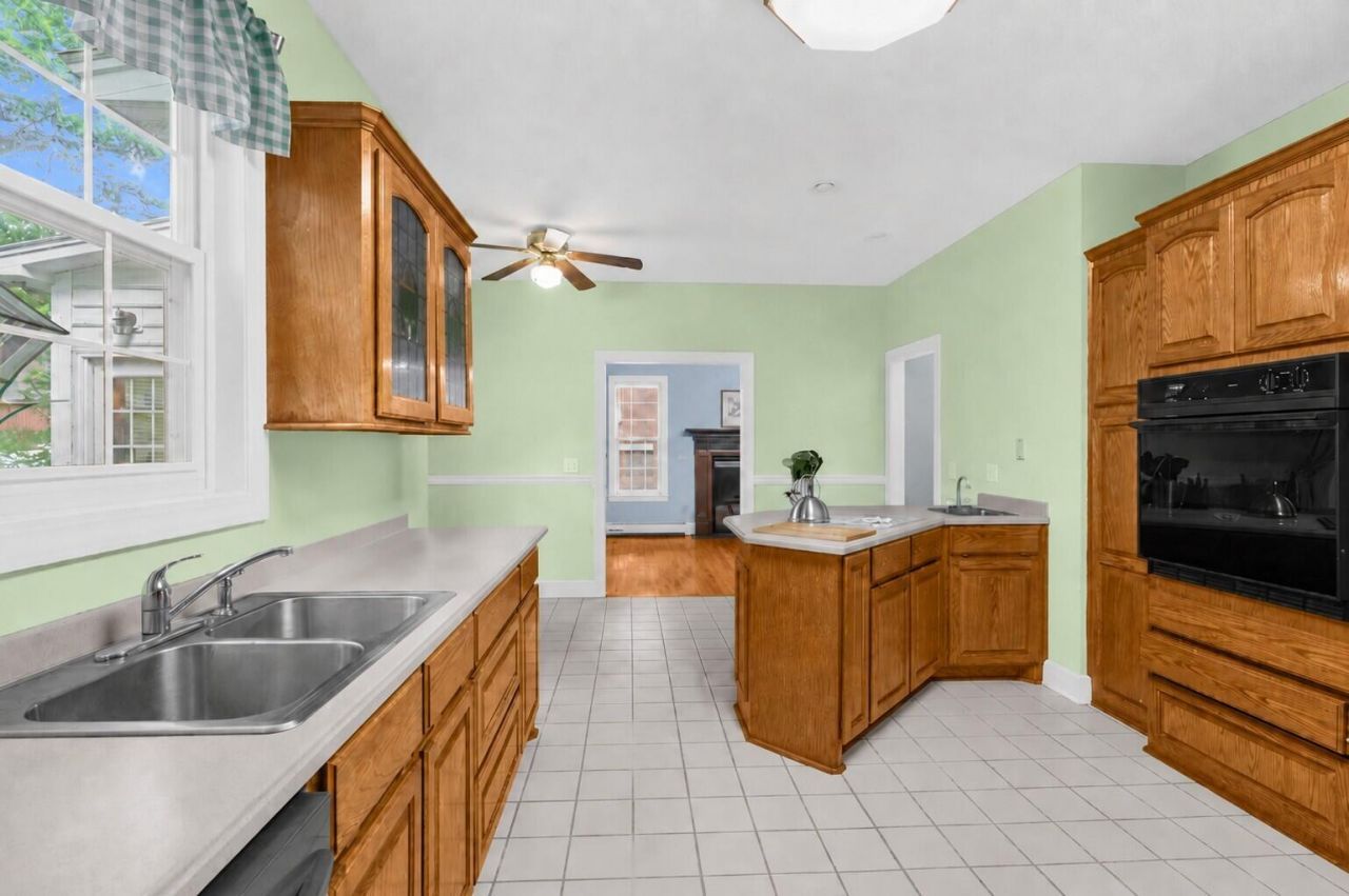 114 Ashley Hill Drive Photo 13