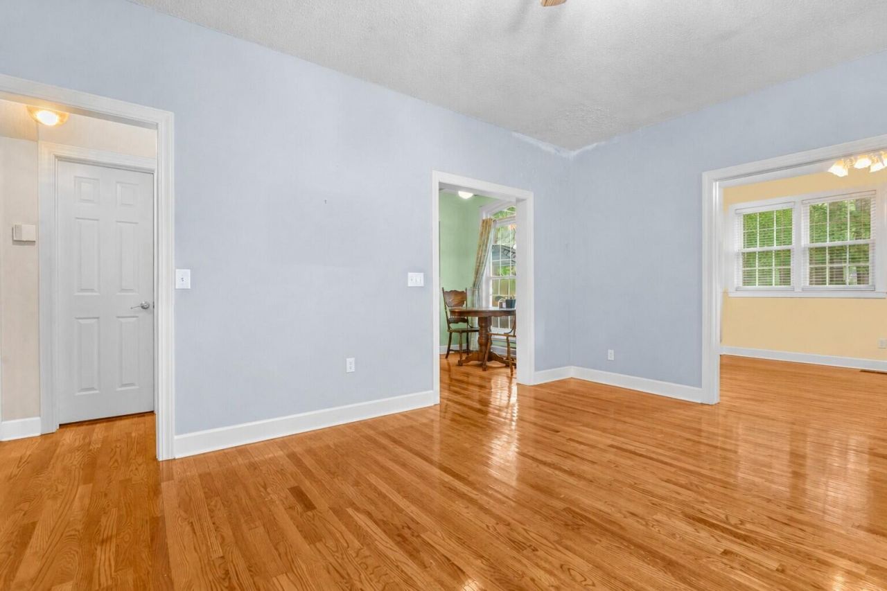 114 Ashley Hill Drive Photo 16