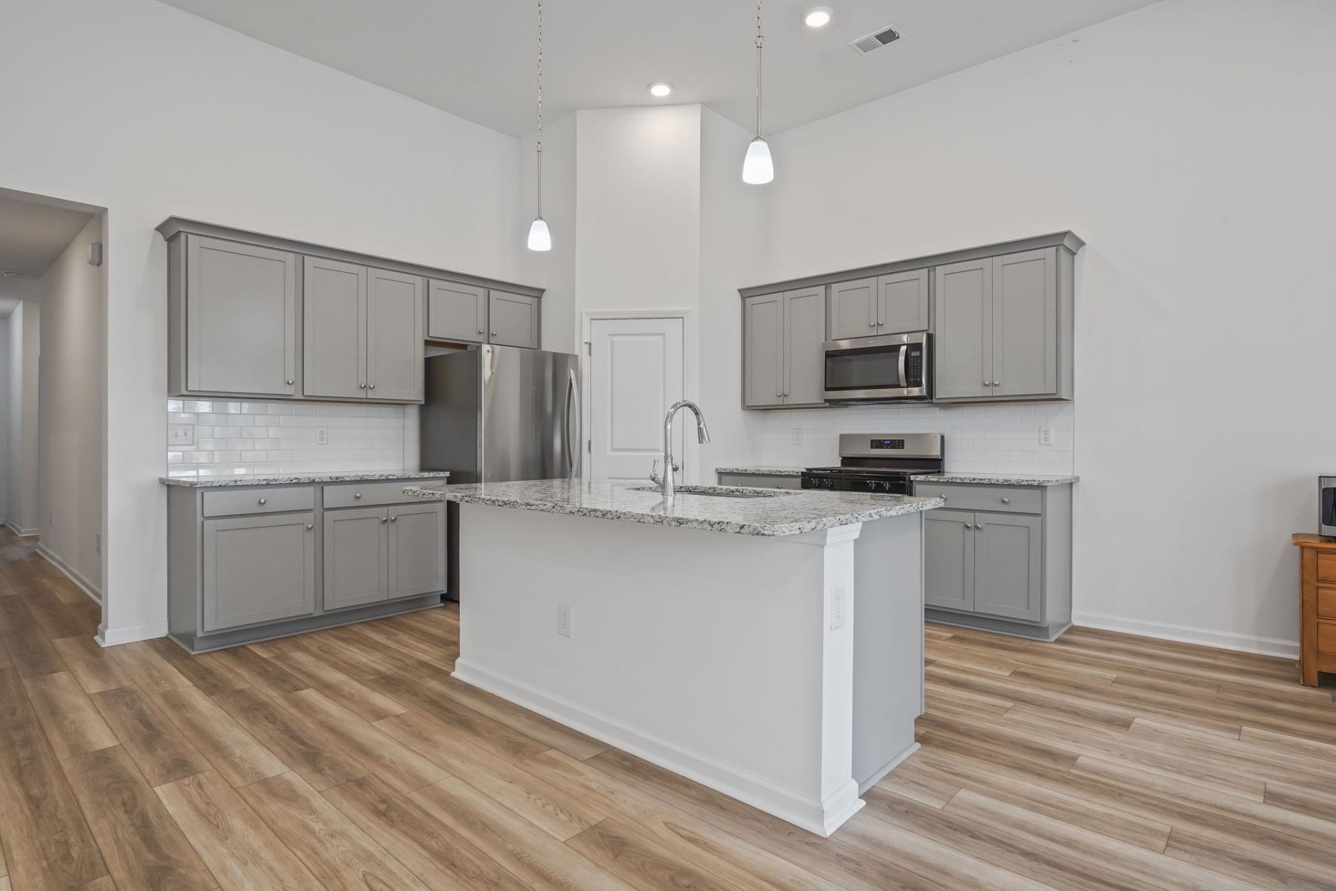 398 Sun Colony Blvd.  Photo 19