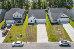 398 Sun Colony Blvd.  photo 4