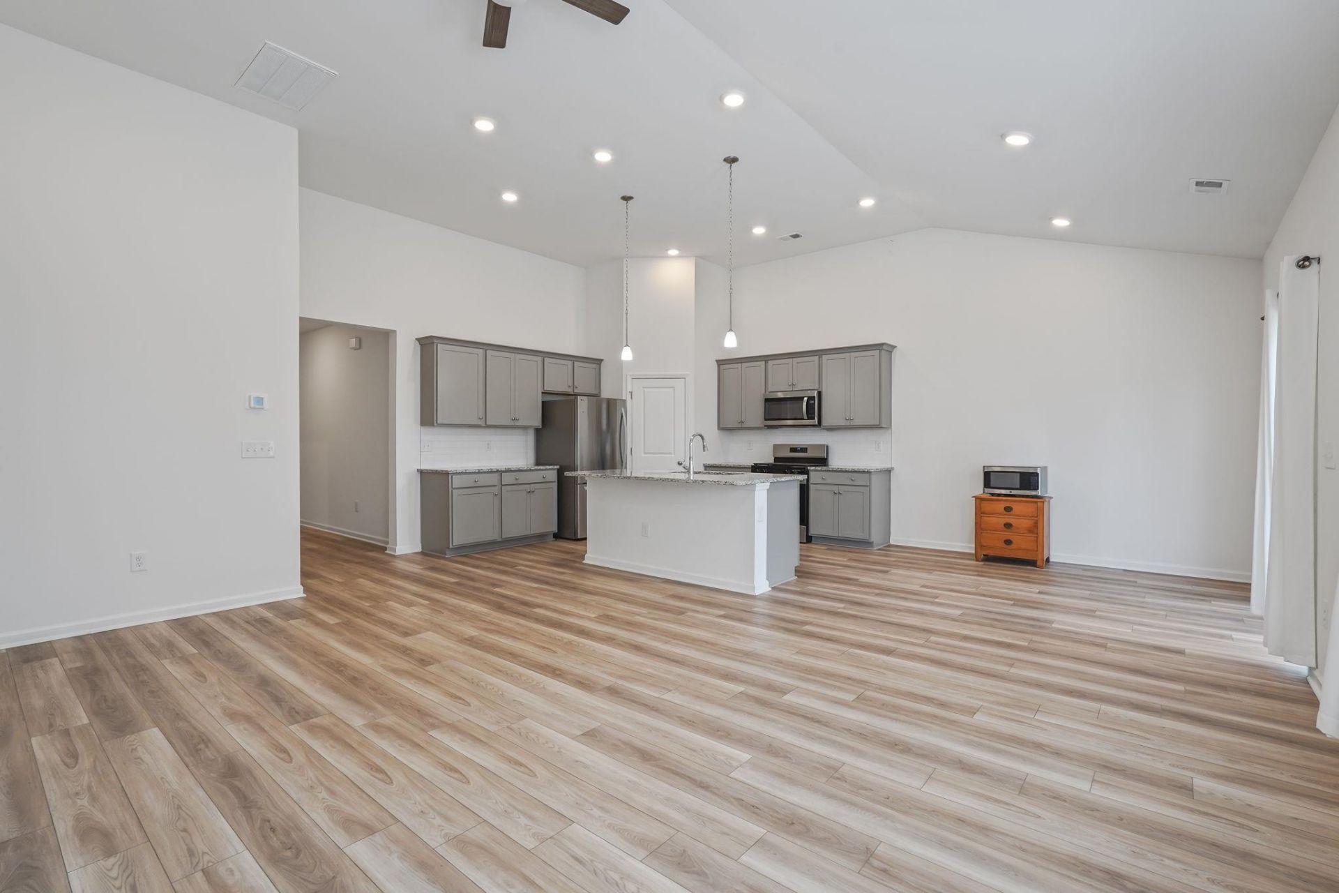 398 Sun Colony Blvd.  Photo 27