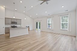 398 Sun Colony Blvd. photo 4