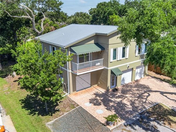 9435 Frangipani Drive , Vero Beach, FL 32963
