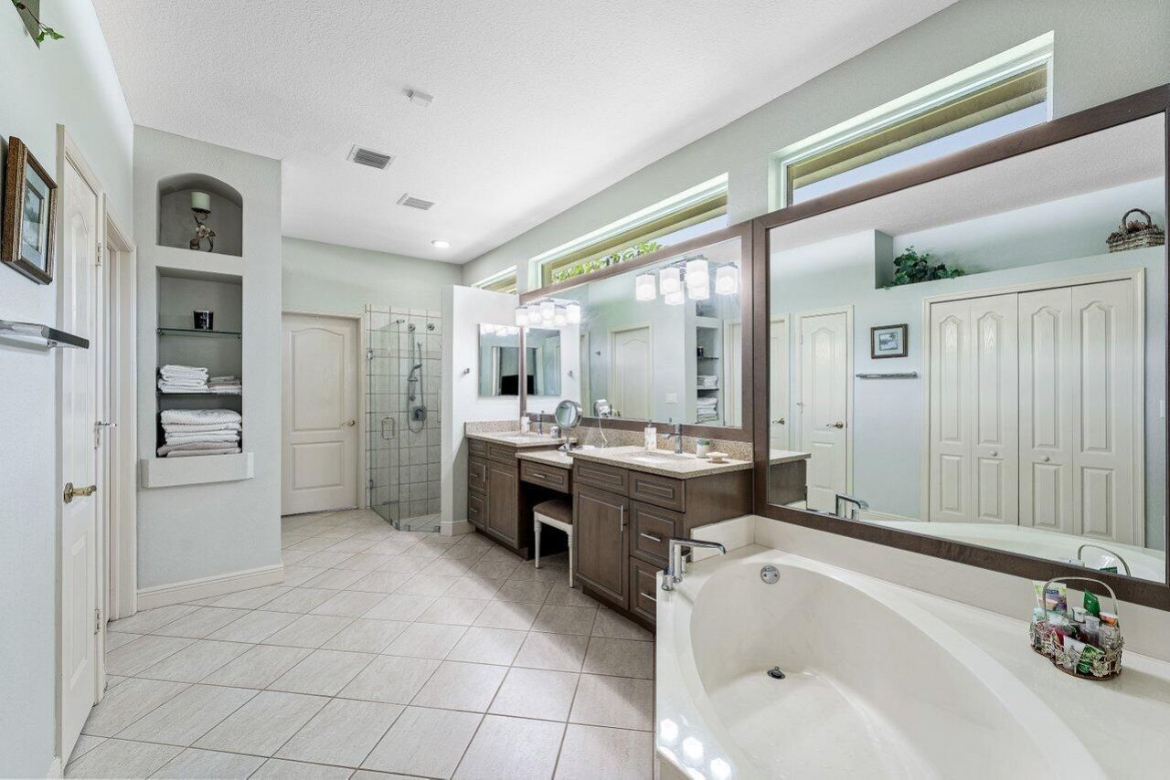 15730 Glen Willow Lane, Wellington, FL 33414 Photo