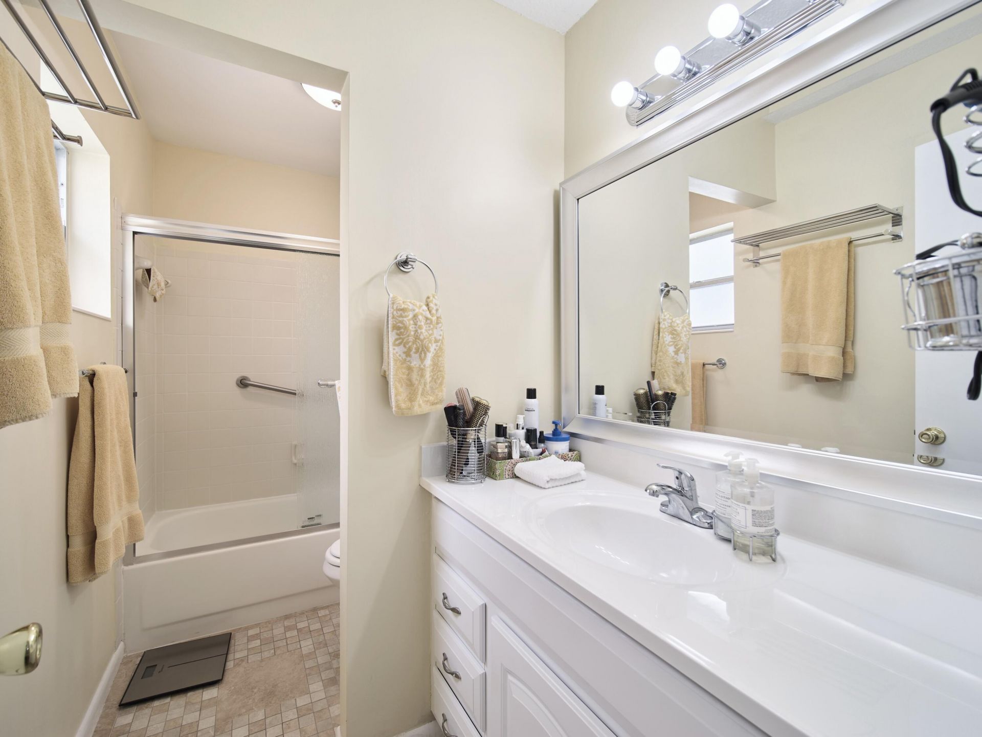175 Lake Susan Lane, West Palm Beach, FL 33411 Photo