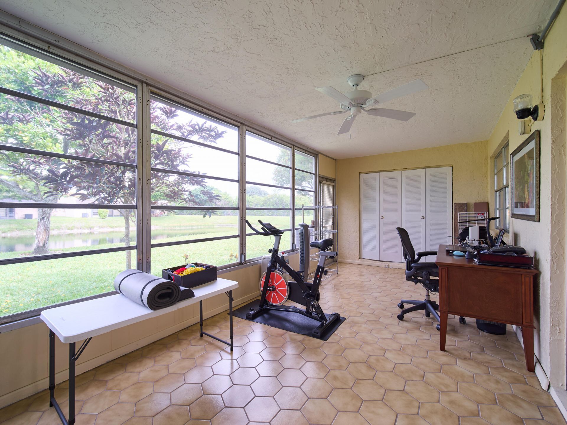 175 Lake Susan Lane, West Palm Beach, FL 33411 Photo