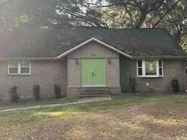 2615 Royal Oaks Drive , Tallahassee, FL 32308