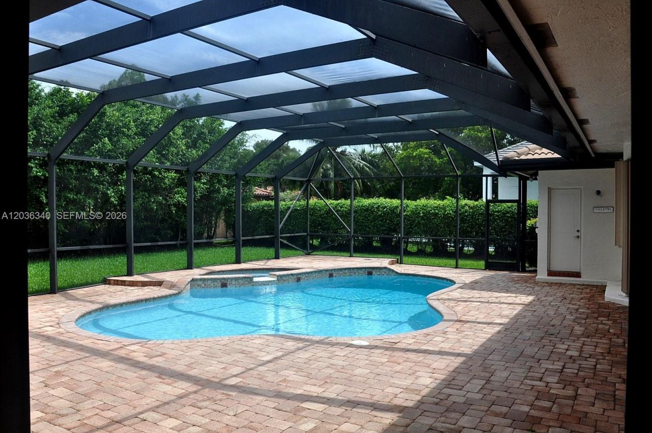 405 Sabal Way , Weston, FL 33326 Photo