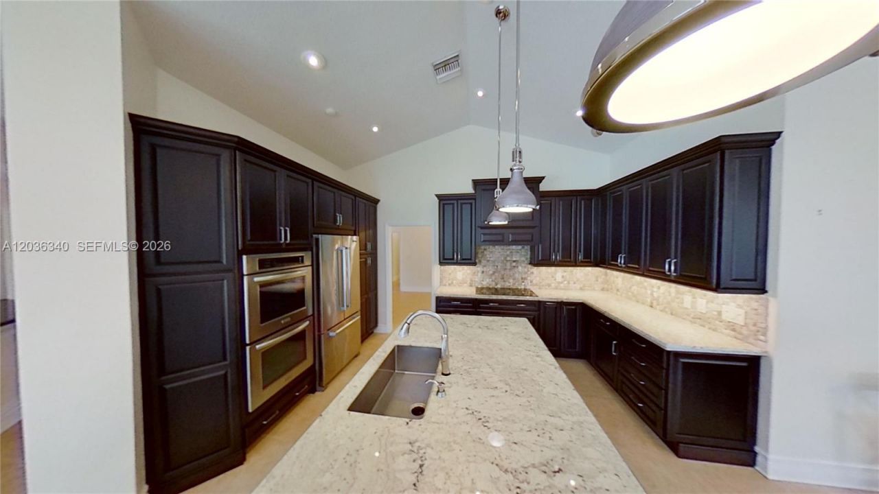 405 Sabal Way , Weston, FL 33326 Photo