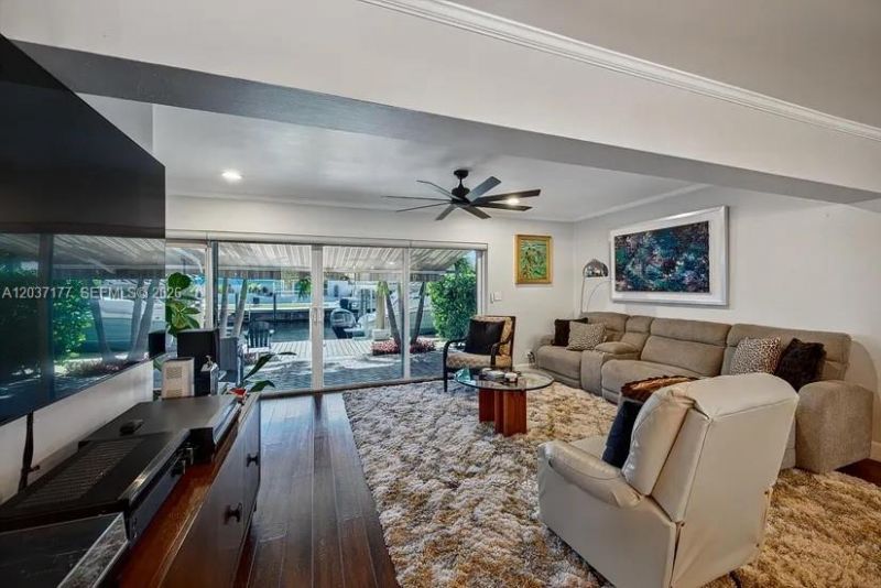 2125 NE 17th Ter, Wilton Manors, FL 33305 Photo