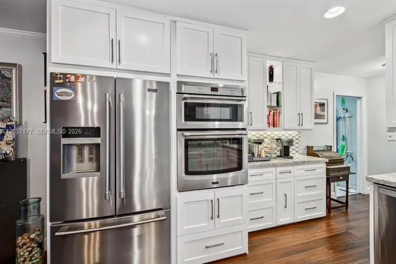 2125 NE 17th Ter, Wilton Manors, FL 33305 Photo