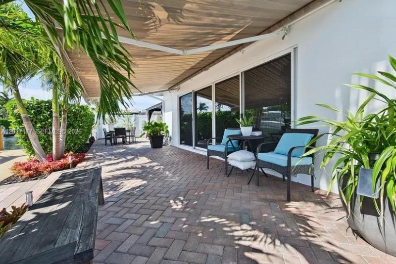 2125 NE 17th Ter, Wilton Manors, FL 33305 Photo