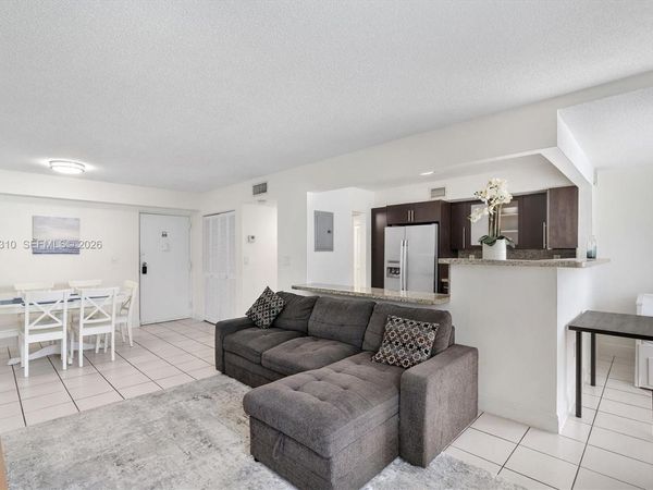 250 180th Dr , Unit 158, Sunny Isles Beach, FL 33160