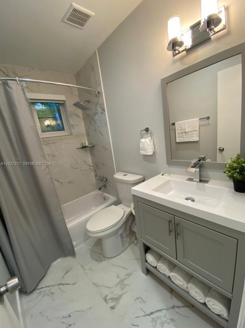 204 SW 19th Ave, Fort Lauderdale, FL 33312 Photo