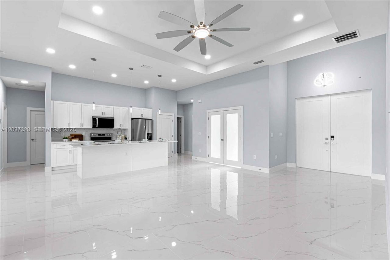 3909 16th St W , Lehigh Acres, FL 33971 Photo