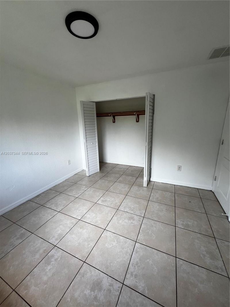 7012 NW 6th Ct, Unit 7012, Miami, FL 33150 Photo