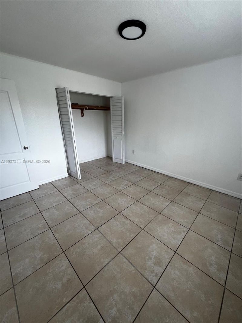 7012 NW 6th Ct, Unit 7012, Miami, FL 33150 Photo